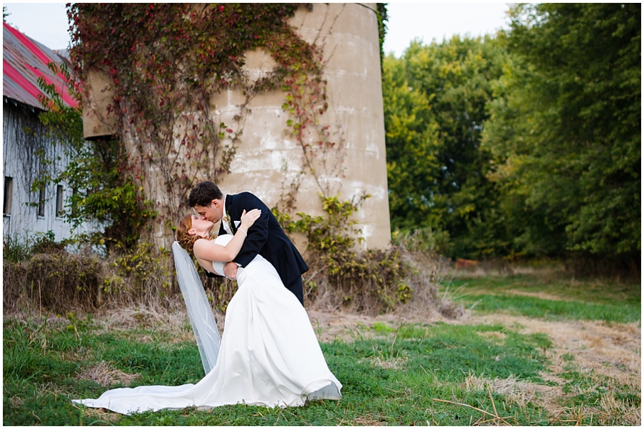 Lessburg Virginia VA Wedding Fall Autumn Mountain Whitehall Estate Historic Photographer