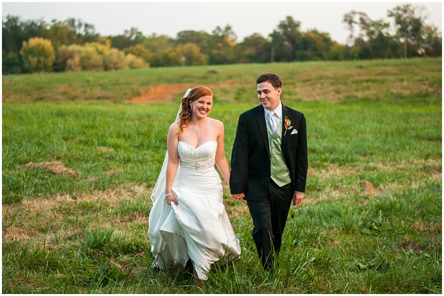 Lessburg Virginia VA Wedding Fall Autumn Mountain Whitehall Estate Historic Photographer