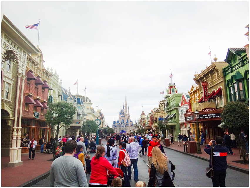 Orlando Florida Vacation Lifestyle Portrait Photographer Disney World Celebration Grandparents