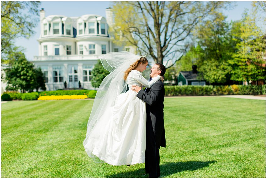 Virginia Wedding Springfield Catholic Mass Classic Vintage Traditional Classy Elegant Marine Barracks Reception