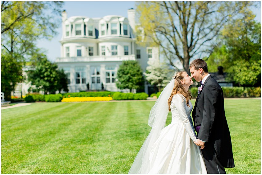 Virginia Wedding Springfield Catholic Mass Classic Vintage Traditional Classy Elegant Marine Barracks Reception