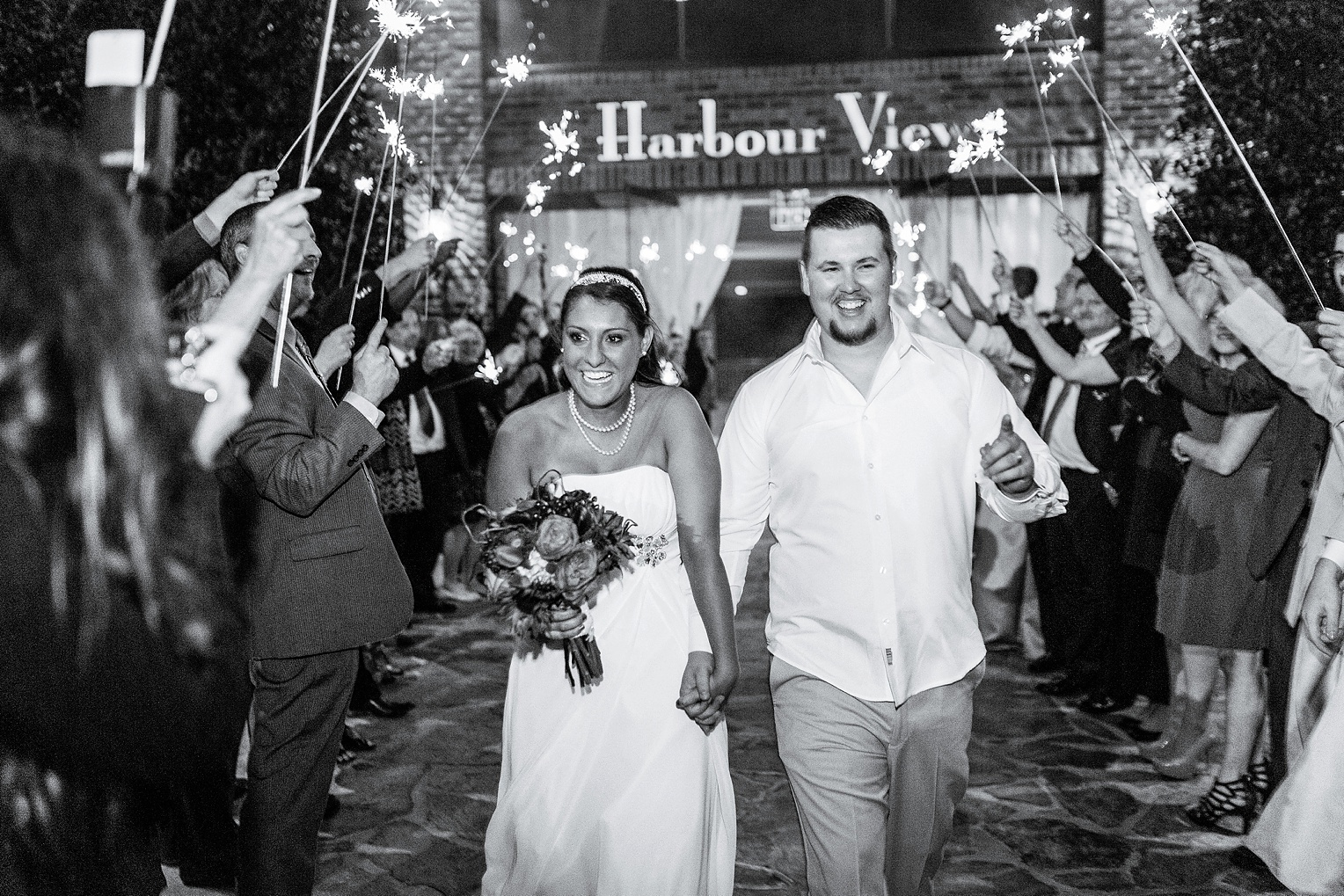 Megan Kelsey Photography | Harbour View Wedding | Waterfront Occoquan Wedding Venue | Northern Virginia Wedding Photographer