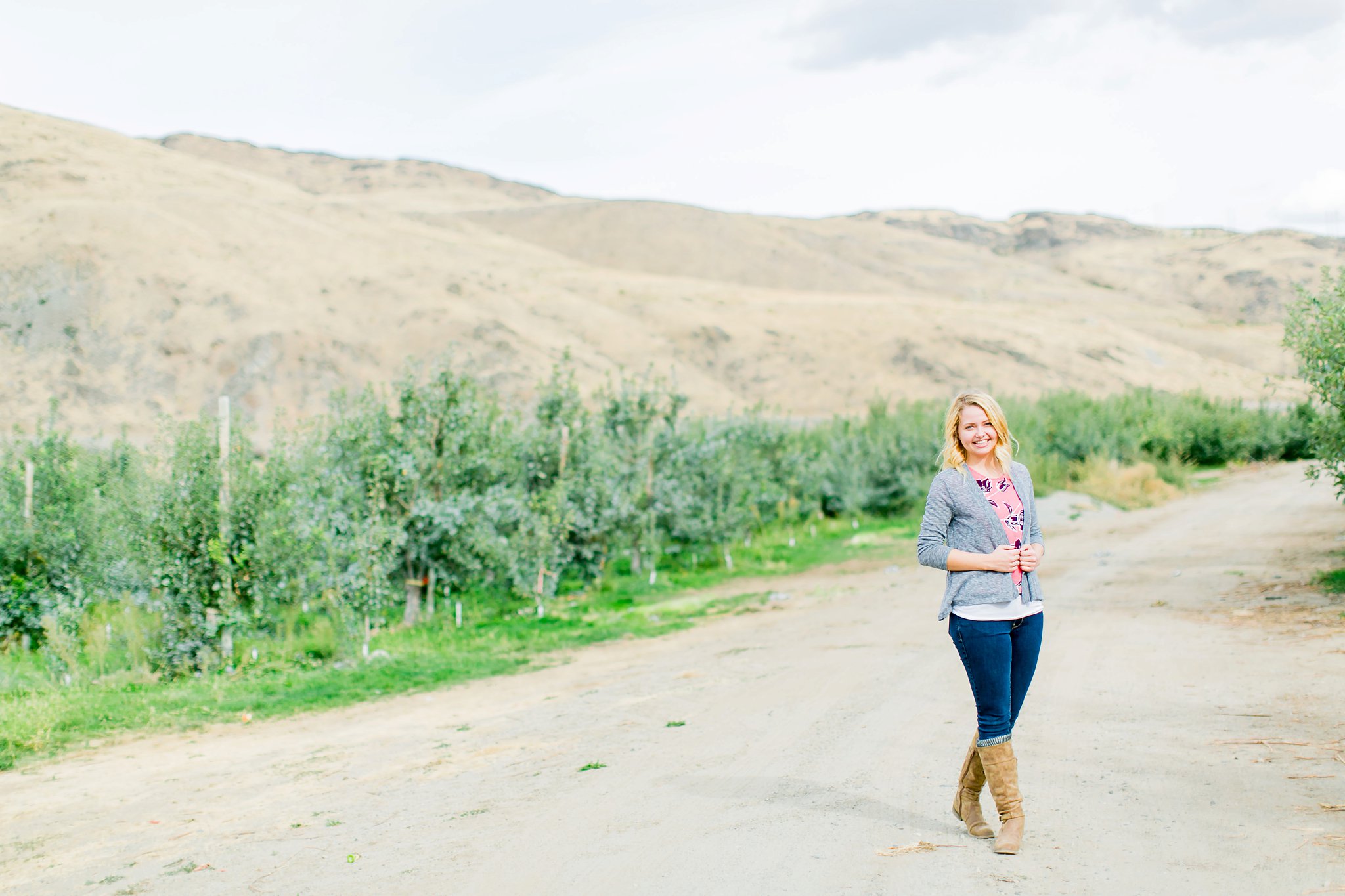 Chelan Photographer Washington Pacific Northwest Senior Photographer Megan Kelsey Photography-7427.jpg