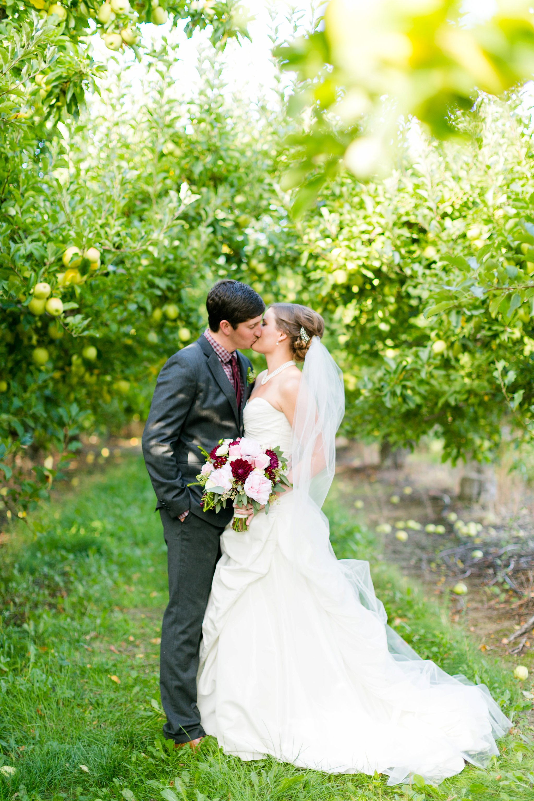 Chelan Washington Wedding Photos Megan Kelsey Photography Delight Wedding Workshop Styled Shoot Annalee & Scot-101.jpg