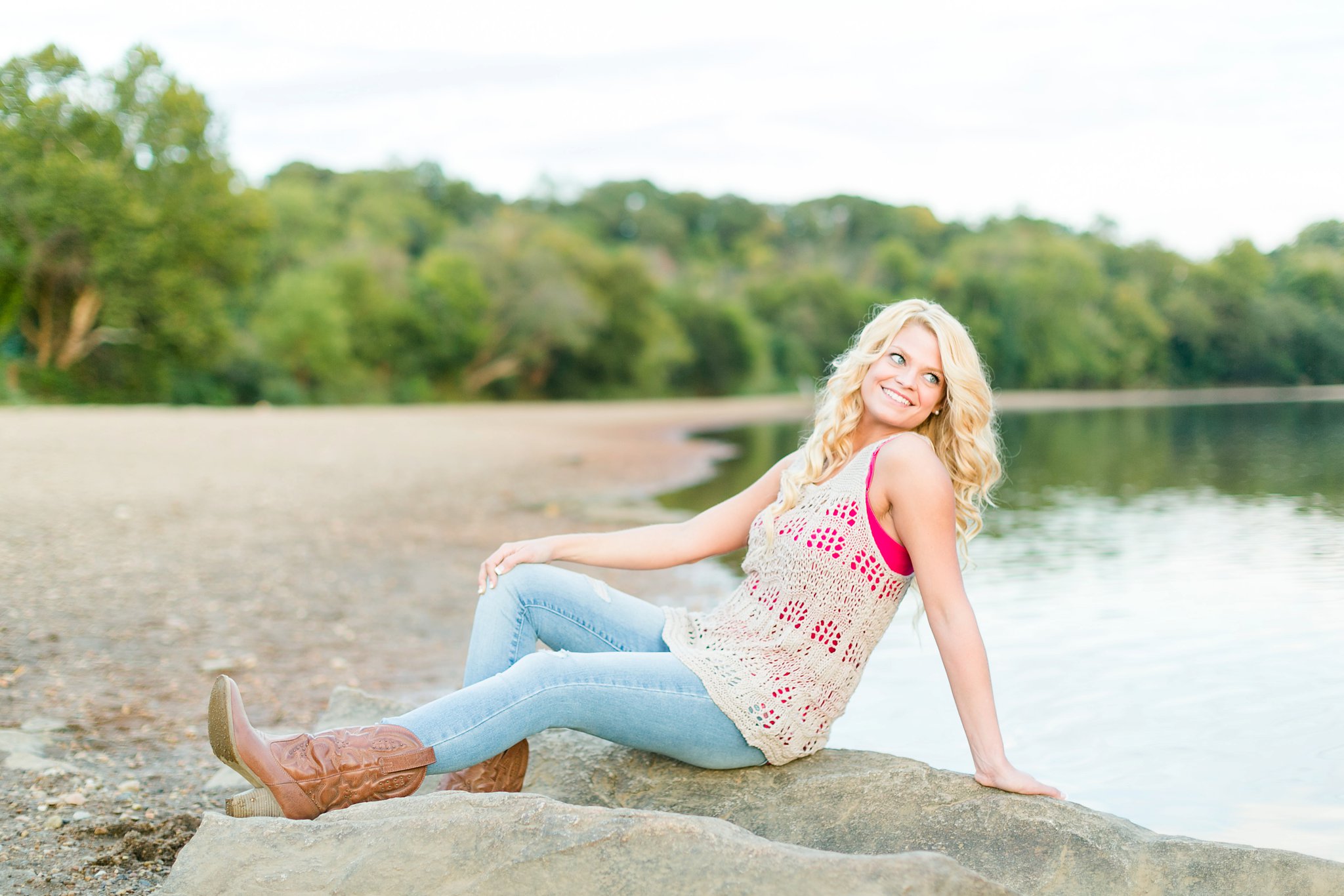 Fredericksburg Senior Photographer Mary Washington Megan Kelsey Photography-83.jpg