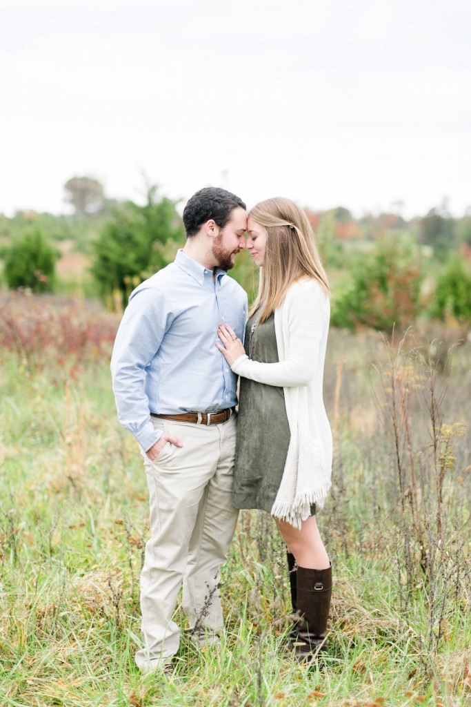 Leesburg Photographer 48 Fields Farm Rustic Fall Shoot Adam & Danielle Megan Kelsey Photography-1175