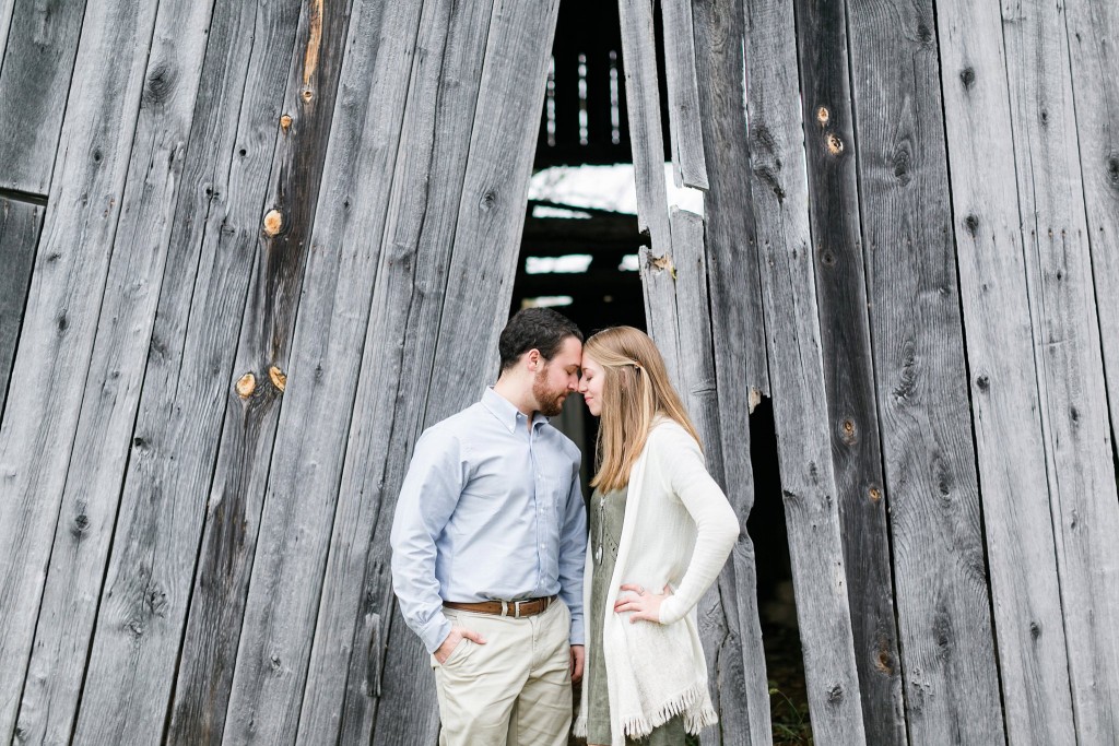 Leesburg Photographer 48 Fields Farm Rustic Fall Shoot Adam & Danielle Megan Kelsey Photography-1199