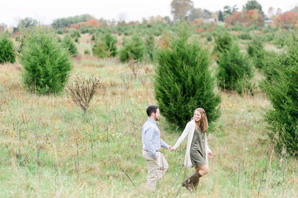 Leesburg Photographer 48 Fields Farm Rustic Fall Shoot Adam & Danielle Megan Kelsey Photography-1215