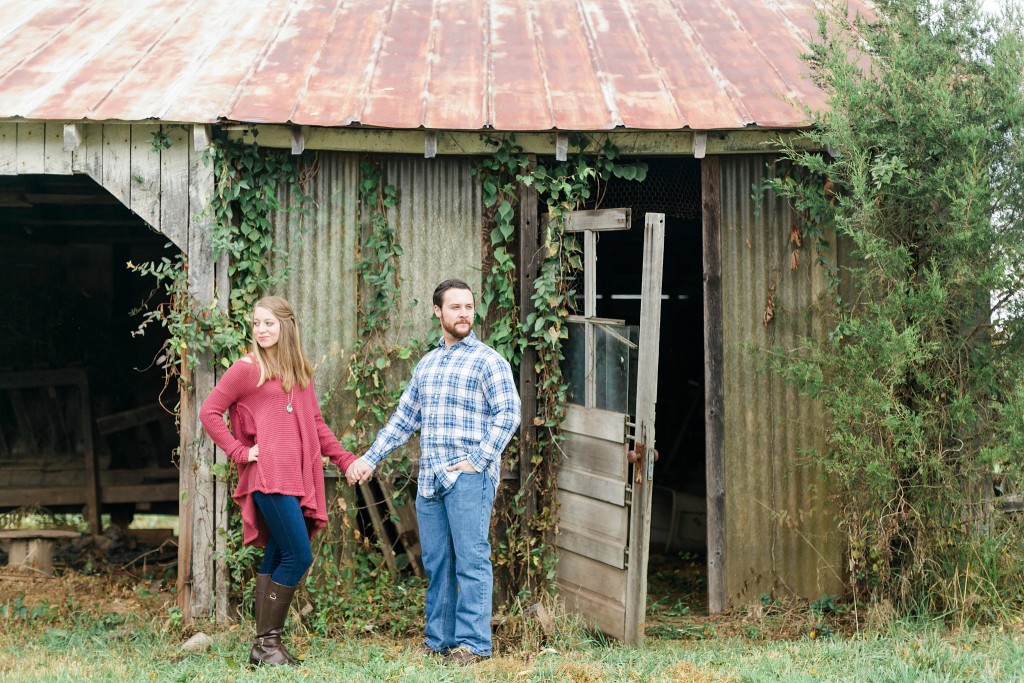 Leesburg Photographer 48 Fields Farm Rustic Fall Shoot Adam & Danielle Megan Kelsey Photography-1254