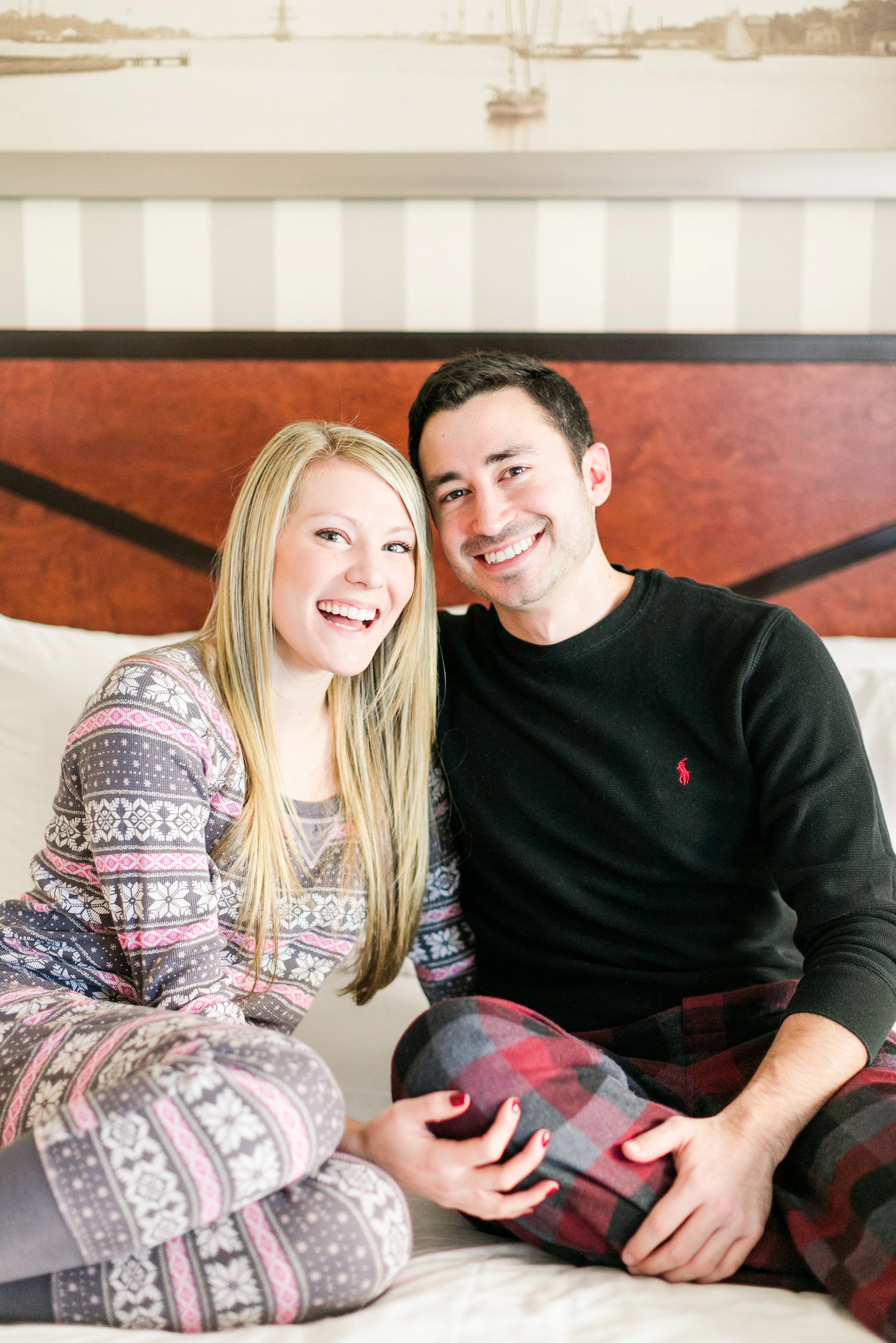 National Harbor Engagement Photos Gaylord Christmas Engagement Session Megan Kelsey Photography Heather & Matt