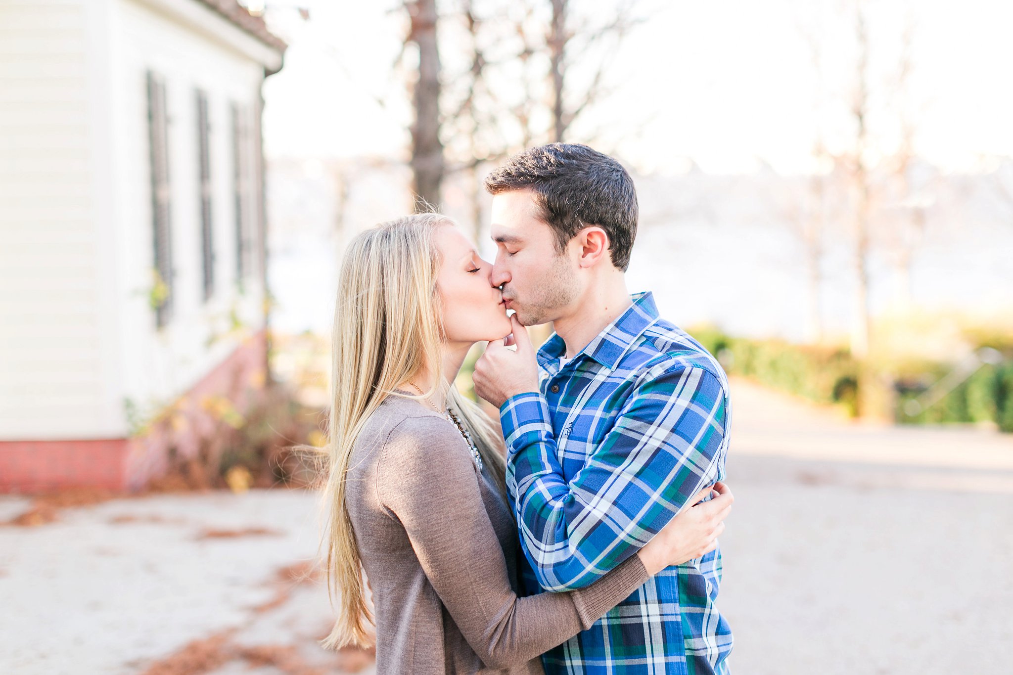 National Harbor Engagement Photos Gaylord Christmas Engagement Session Megan Kelsey Photography Heather & Matt