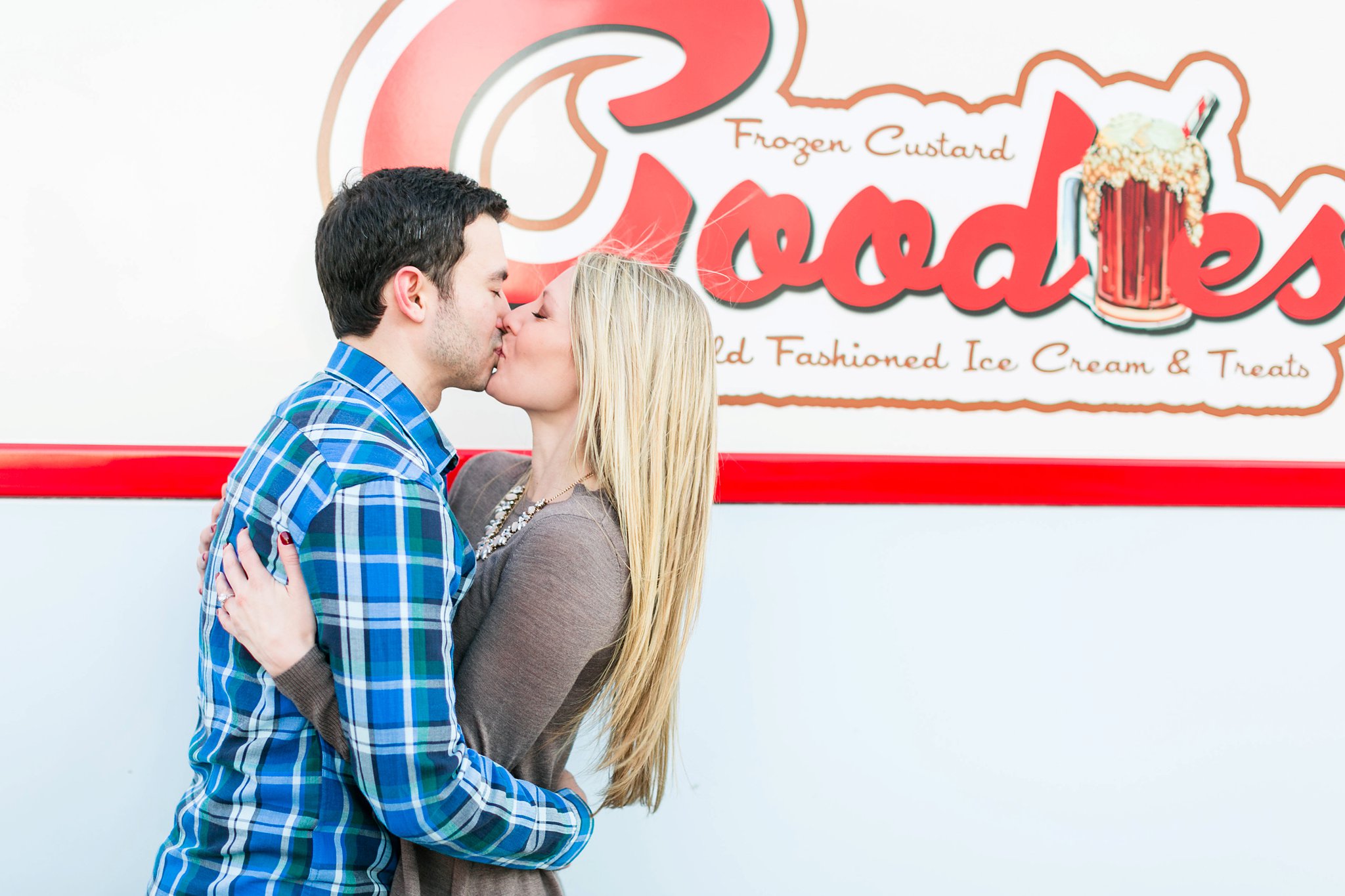 National Harbor Engagement Photos Gaylord Christmas Engagement Session Megan Kelsey Photography Heather & Matt