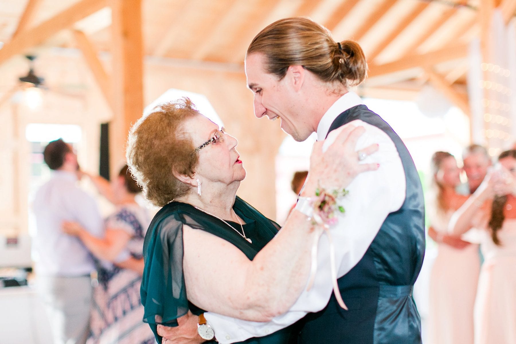 Pond View Farm Wedding Photos Maryland Wedding Photographer Kristen & Ryan Megan Kelsey Photography Blog-253.jpg