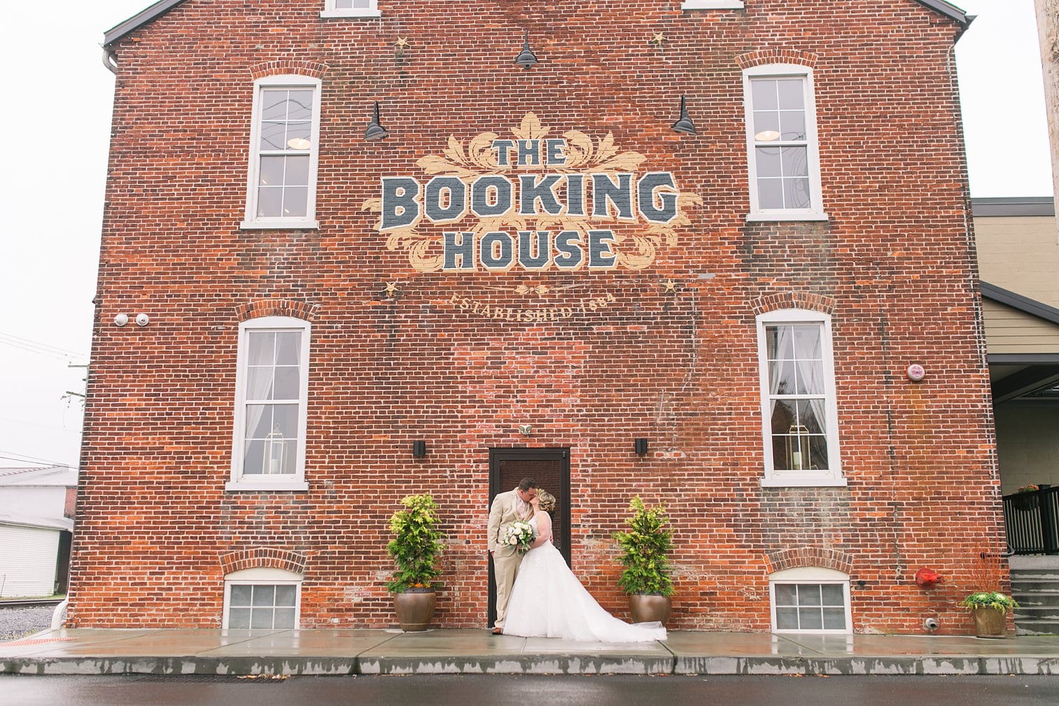 The Booking House Wedding Photos Pennsylvania Photographer Megan Kelsey Photography Kayla & Evan-215.jpg